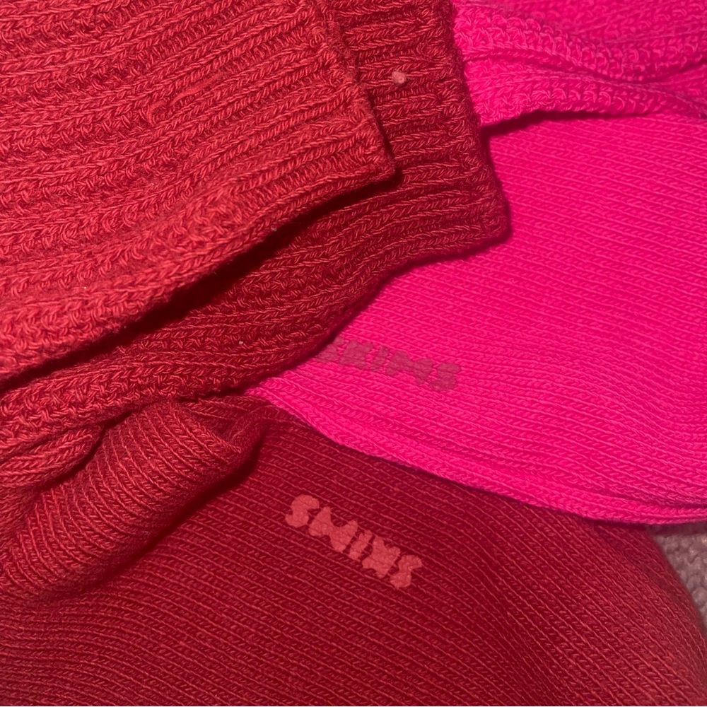 skims slouch socks